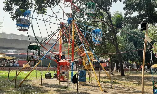 一岁半宝宝不睡觉亢奋-一岁宝贝晚上睡不安稳专区_一岁宝宝晚上兴奋不睡觉什么原因专区_1岁宝宝晚上不睡觉兴奋网